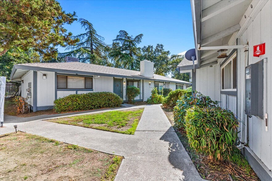 More Photos Of 2316 Villanova Cir, Sacramento Apartments For Sale