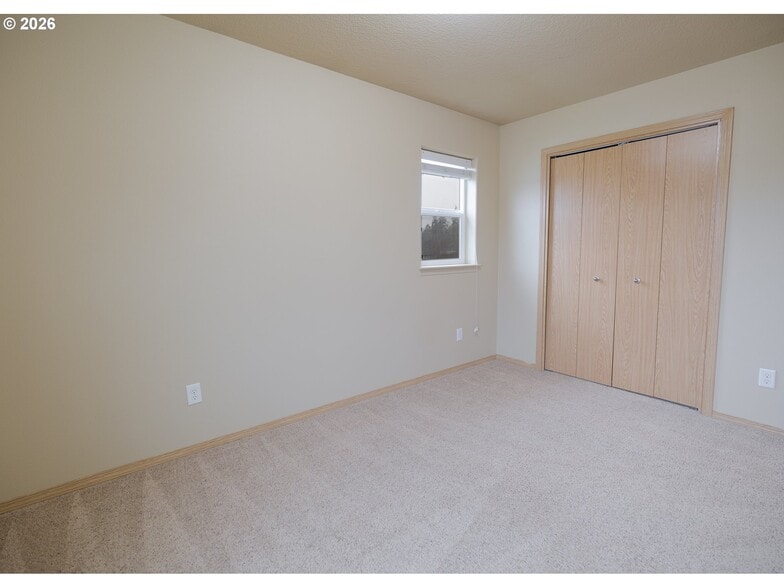 More Photos Of 2047 SE Huckleberry Ave, Warrenton Apartments For Sale