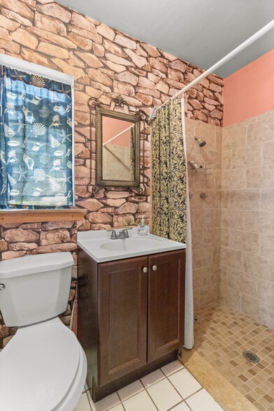 More Photos Of 6808 Lake Griffin Rd, Lady Lake Hotel For Sale