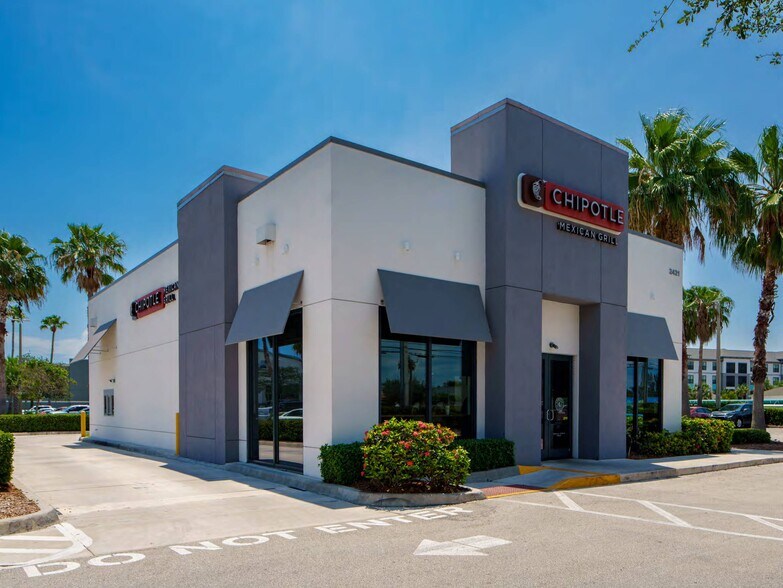 More Photos Of 10611 Greenbelt Rd, Lanham General Retail For Sale