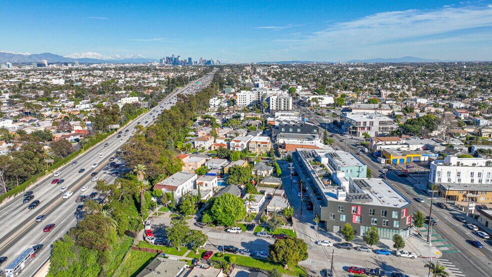 More Photos Of 2536 S Dunsmuir Ave, Los Angeles Land For Sale