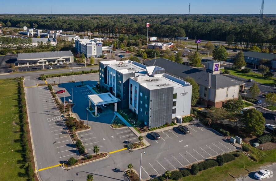 More Photos Of 250 N Equity Dr, Smithfield Hotel For Sale