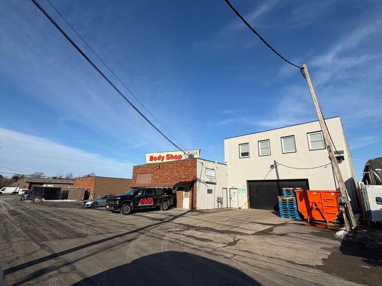 More Photos Of 505 Mitchell Ave, Syracuse Flex For Lease