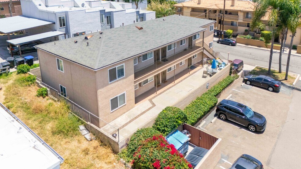 More Photos Of 5752-5758 Riley St, San Diego Apartments For Sale