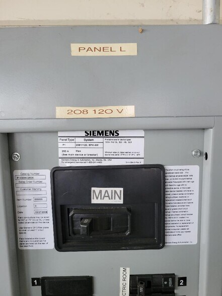 More Photos Of 3310 Leonis Blvd, Los Angeles Warehouse For Lease