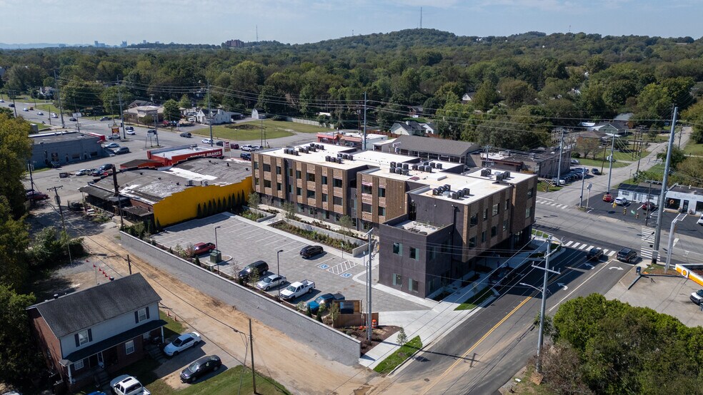 More Photos Of 1090 Haysboro Ave, Nashville Specialty For Sale
