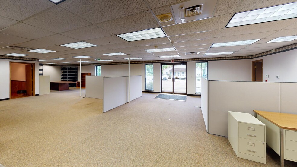 More Photos Of 1 Insurance Way, Ona Office For Lease