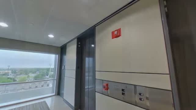 More Photos Of 100 NE Loop 410, San Antonio Office For Lease