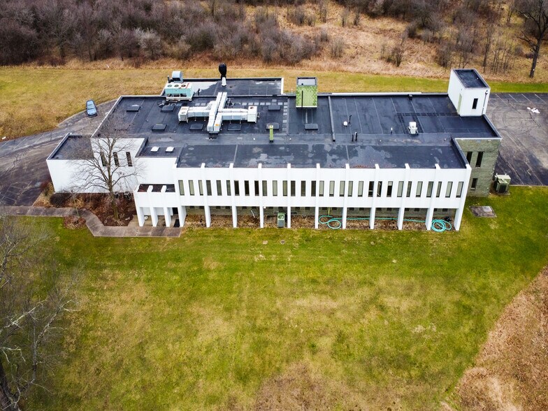More Photos Of 520 Pleasant Valley Rd, Trafford Office For Sale