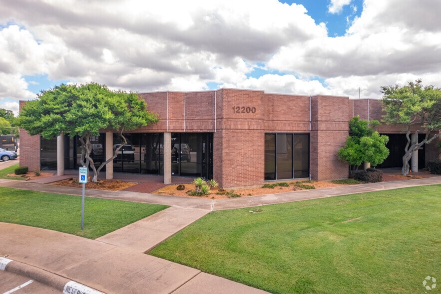 Primary Photo Of 12200 N Stemmons Fwy, Farmers Branch Showroom For Lease