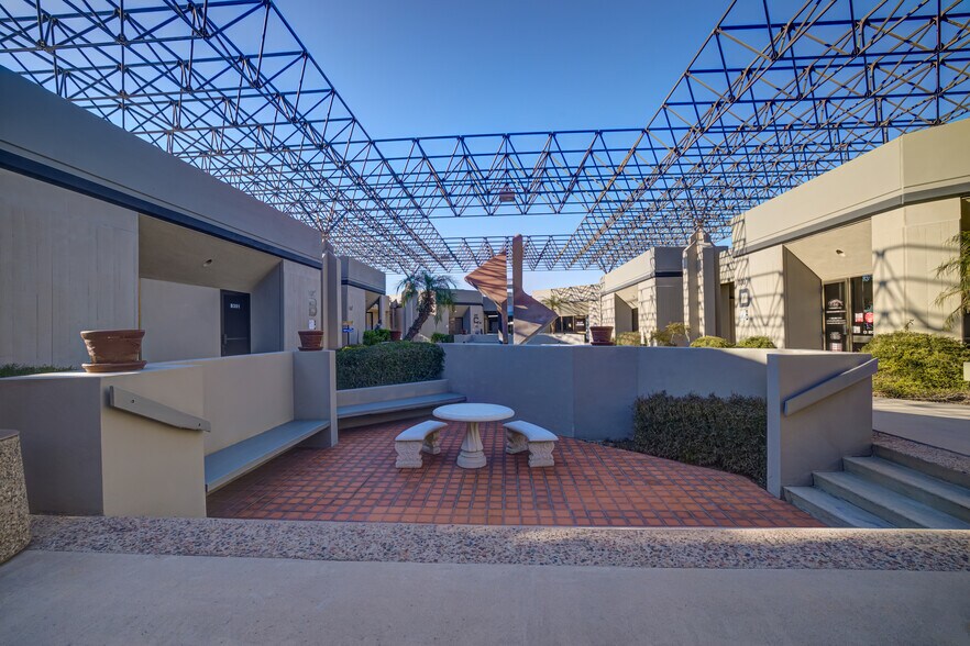 More Photos Of 3201 W Peoria Ave, Phoenix Medical For Lease