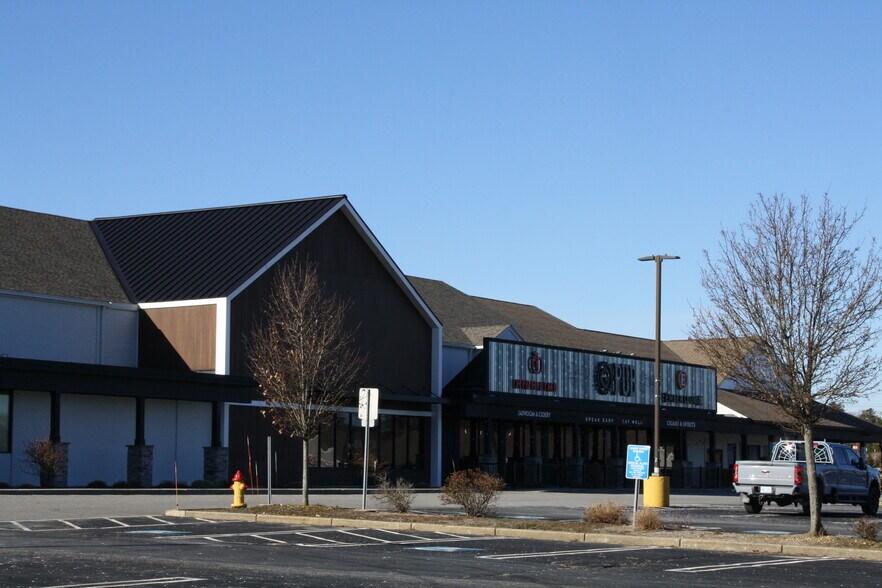 More Photos Of 71-101 Carver Rd, Plymouth Unknown For Lease