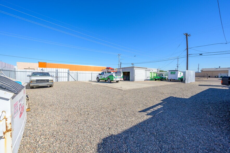 More Photos Of 3446-3450 N 29th Ave, Phoenix Warehouse For Sale