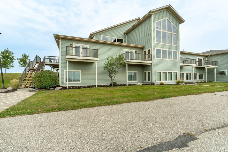 More Photos Of 394 Woodland Dr, Fergus Falls Assisted Living For Sale