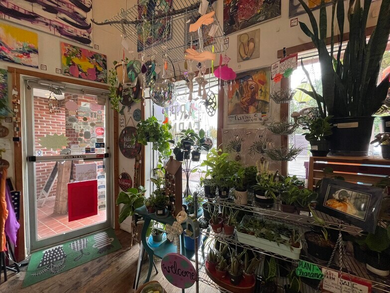 More Photos Of 248-252 N Park St, Decatur Storefront Retail Office For Sale