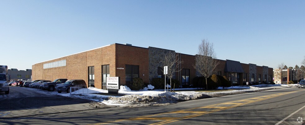 Primary Photo Of 1980 New Hwy, Farmingdale Warehouse For Lease