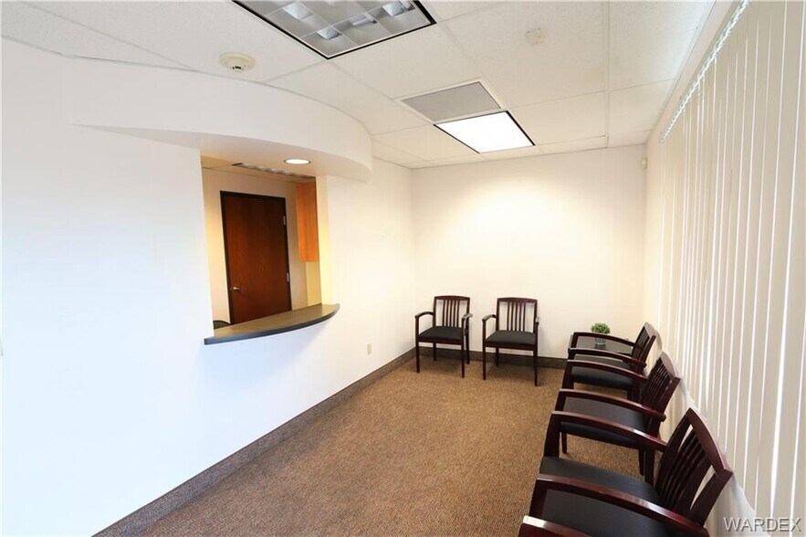 More Photos Of 1041 E Hancock Rd, Bullhead City Medical For Lease
