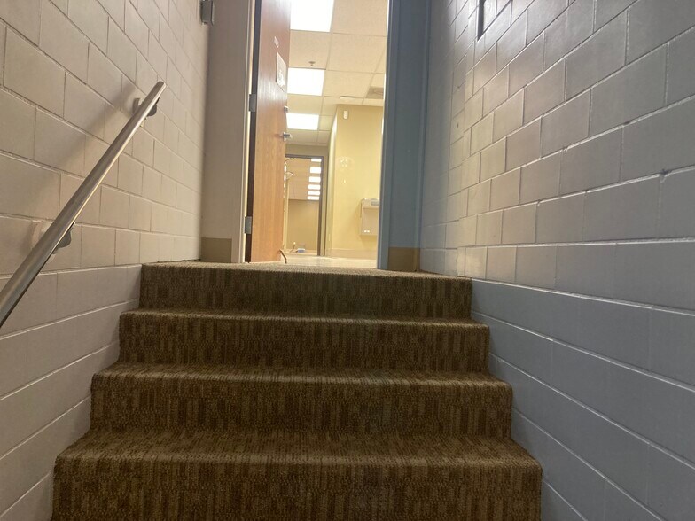 More Photos Of 105 1st St SE, Minot Apartments For Lease