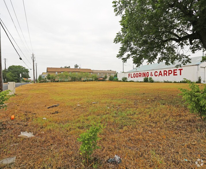More Photos Of 7500 N Lamar Blvd, Austin Land For Lease