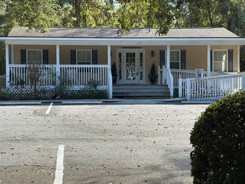 Primary Photo Of 574 Sea Island Pky, Saint Helena Island Office For Sale