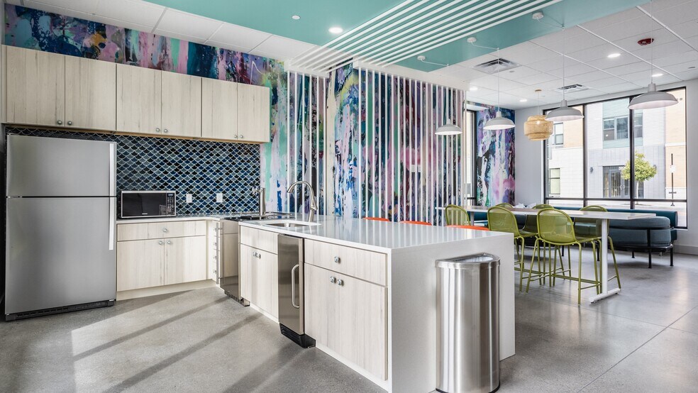 More Photos Of 5829 Madison Rd, Cincinnati Apartments For Lease