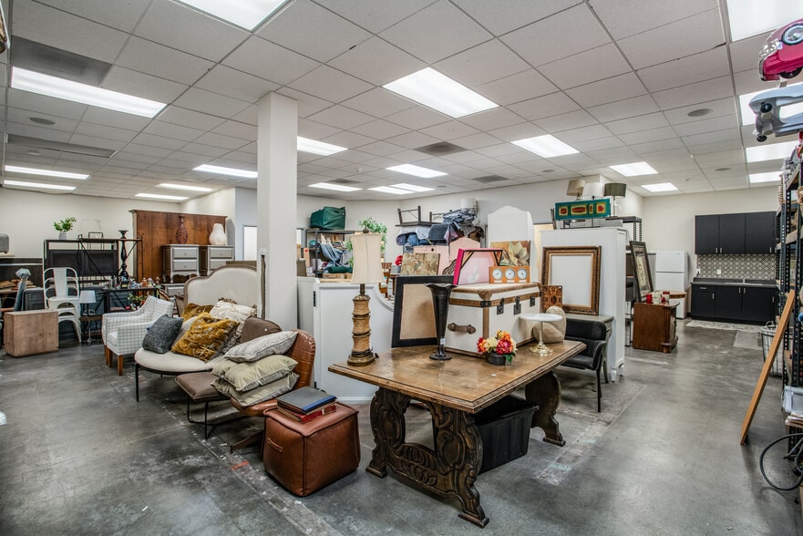 More Photos Of 1545 Simpson Way, Escondido Light Distribution For Sale