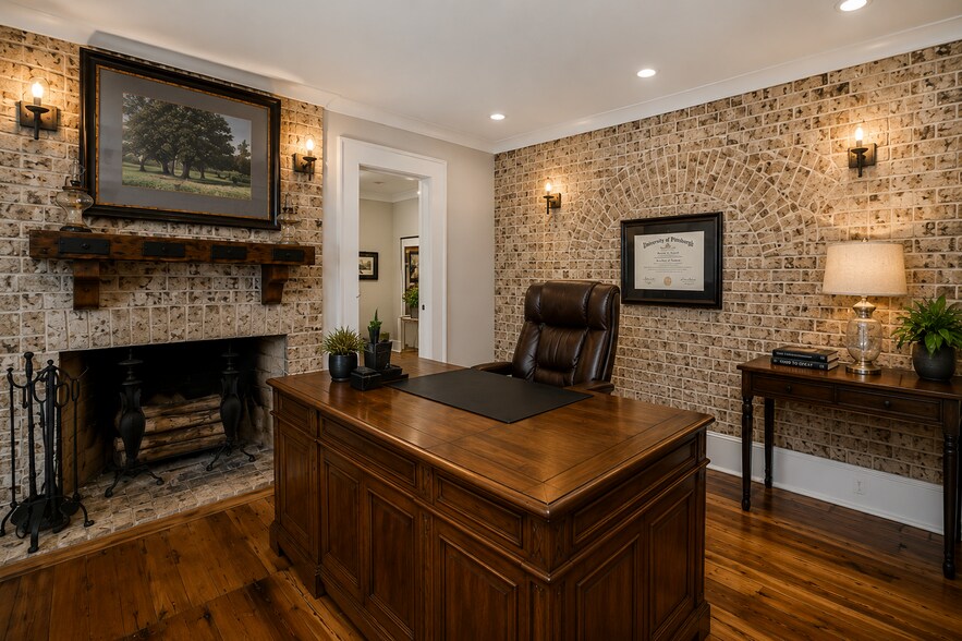More Photos Of 36 Broad St, Senoia Office For Lease