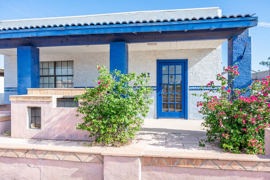 More Photos Of 112 E Cottonwood Ln, Casa Grande Service For Sale