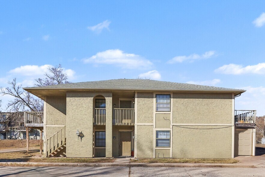 More Photos Of 8630 Lane Ave, Raytown Apartments For Sale