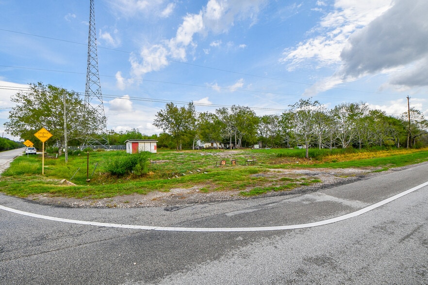 More Photos Of 11601 FM 2759 Rd, Richmond Land For Sale