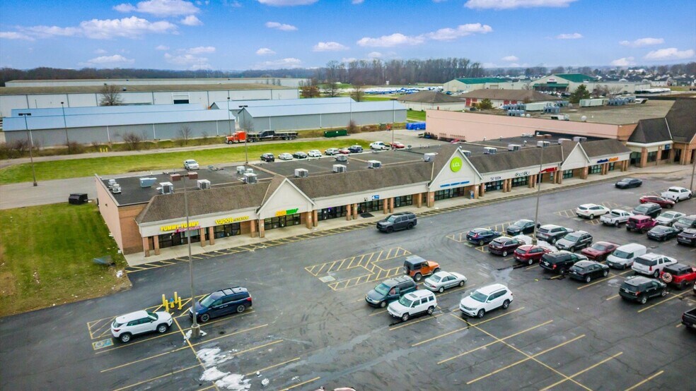 More Photos Of 620 E Main St, Hebron General Retail For Sale