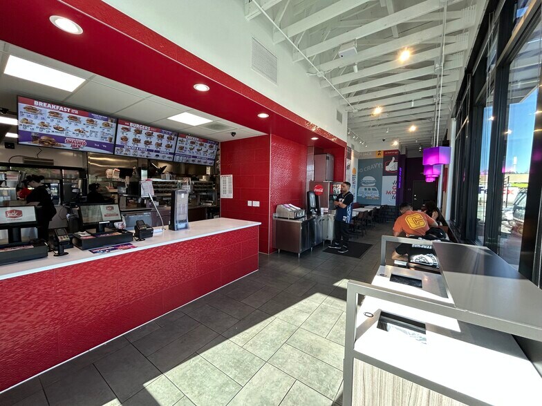 More Photos Of 4380 W 3500 S, West Valley City Restaurant For Sale