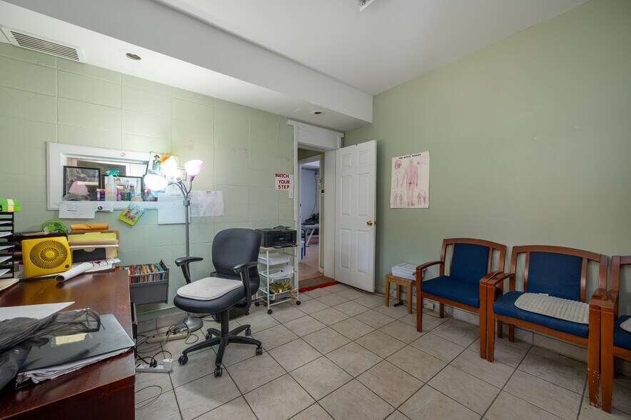 More Photos Of 8222 S Martin Luther King Dr, Chicago Apartments For Sale