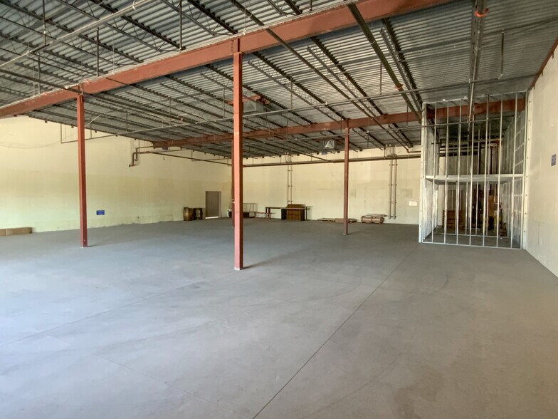 More Photos Of 5920 E Main St, Farmington Storefront Retail Office For Sale