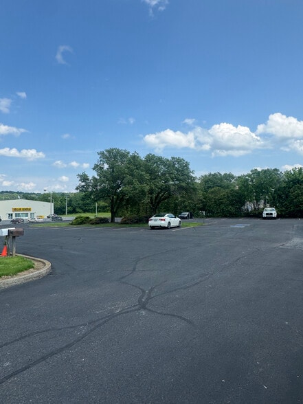 More Photos Of 410 W State St, Mertztown Medical For Sale