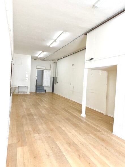 More Photos Of 2869 W 7th St, Los Angeles General Retail For Lease
