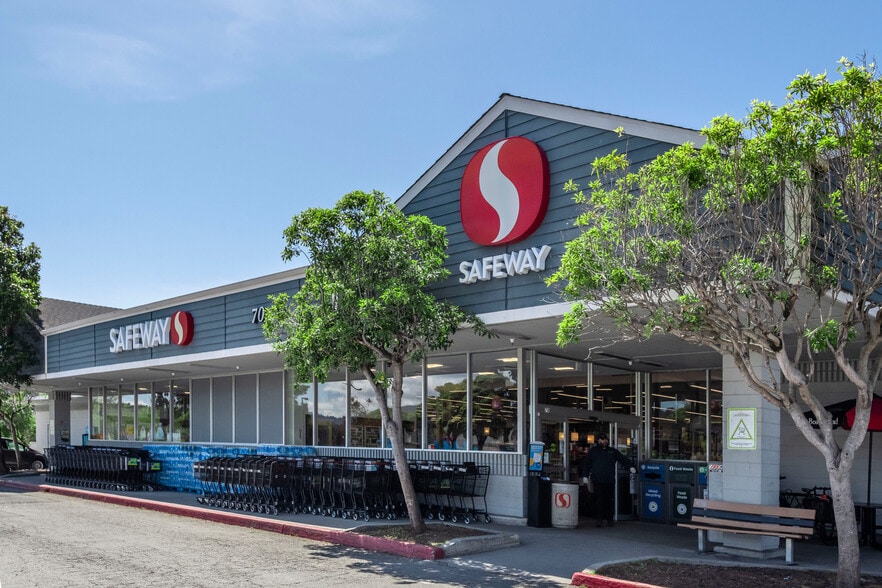 More Photos Of 50-80 N Cabrillo Hwy, Half Moon Bay Unknown For Lease