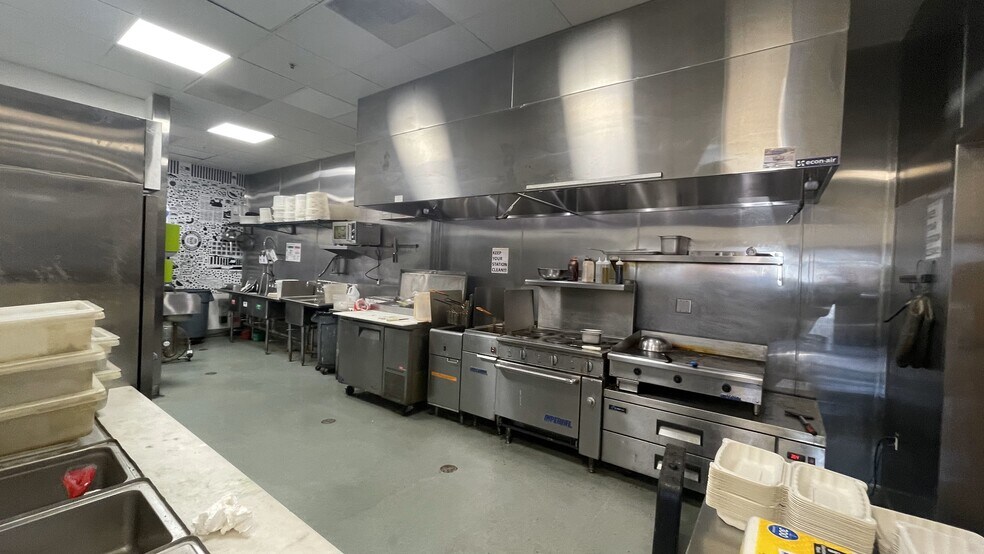 More Photos Of 546 W Compton Blvd, Compton Restaurant For Sale