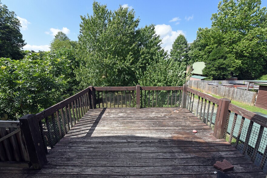 More Photos Of 10 Deer Crossing Trl, Blairsville Office For Lease