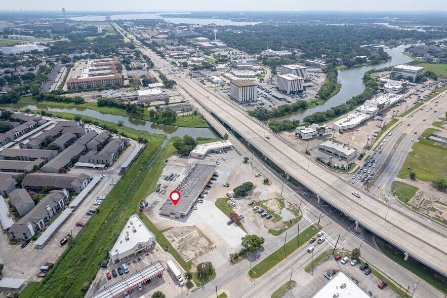 More Photos Of 1009-1051 E NASA Rd 1, Houston Unknown For Lease