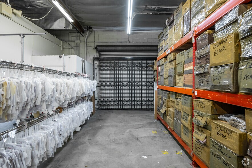 More Photos Of 767 E 14th Pl, Los Angeles Warehouse For Sale
