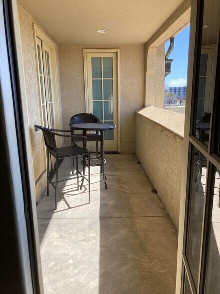 More Photos Of 1531 E Bradford Pky, Springfield Medical For Lease