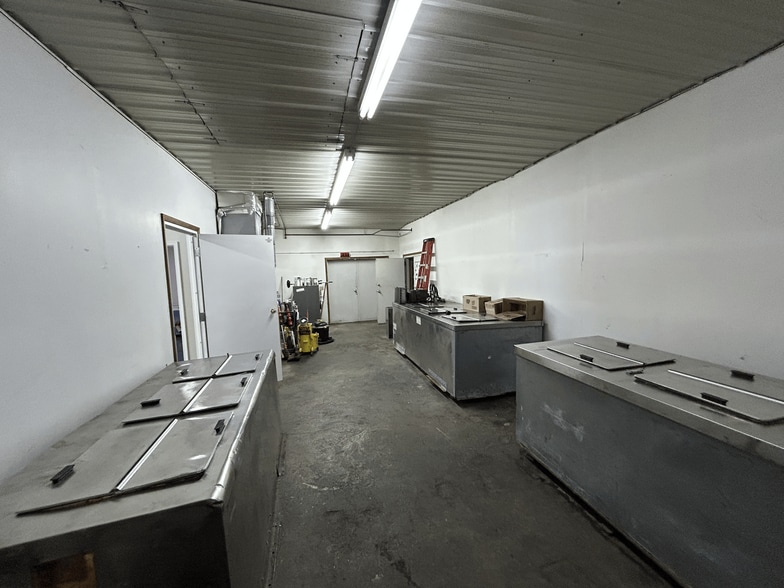 More Photos Of 56565 Pine Rd, South Bend Industrial For Lease