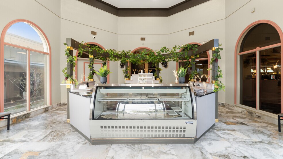 More Photos Of 1140 W Granada Blvd, Ormond Beach General Retail For Sale