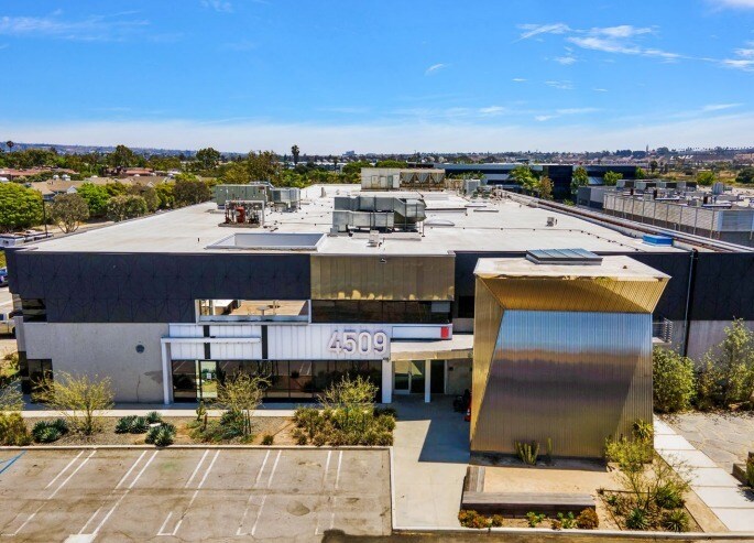 More Photos Of 4501 Glencoe Ave, Marina del Rey Unknown For Lease