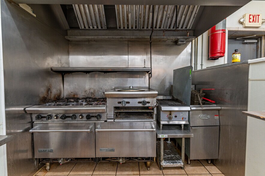 More Photos Of 1015 W Hamilton St, Allentown Multifamily For Sale