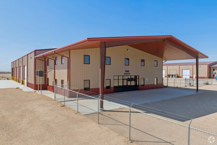 More Photos Of 16511 W Basin St, Odessa Industrial For Lease