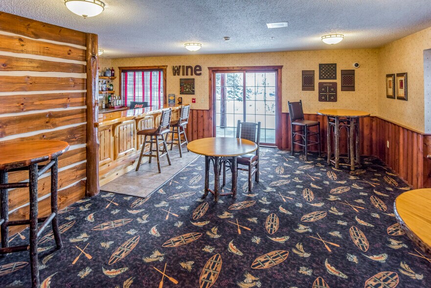 More Photos Of 1100 Imperial Ave, Rothschild Hotel For Sale