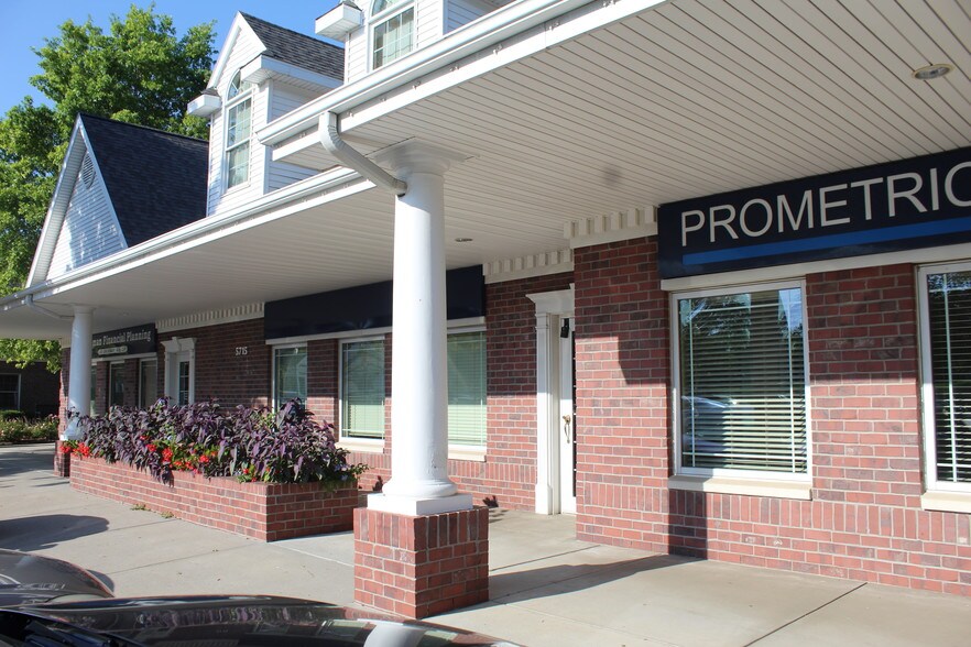 More Photos Of 5715 S 34th St, Lincoln Office For Lease