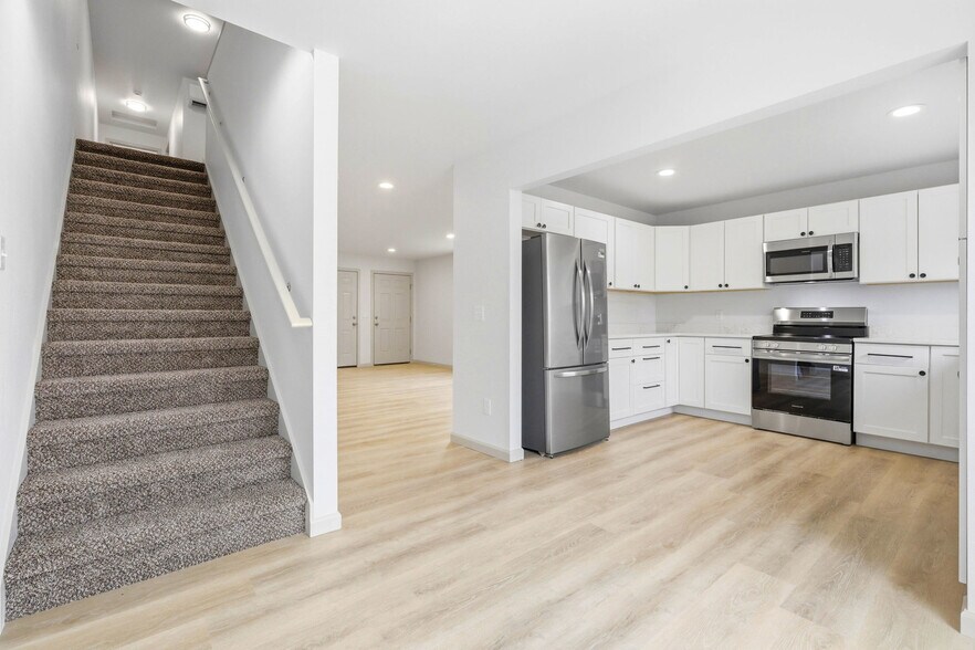 More Photos Of 255 NE Fourth St, Irrigon Specialty For Sale